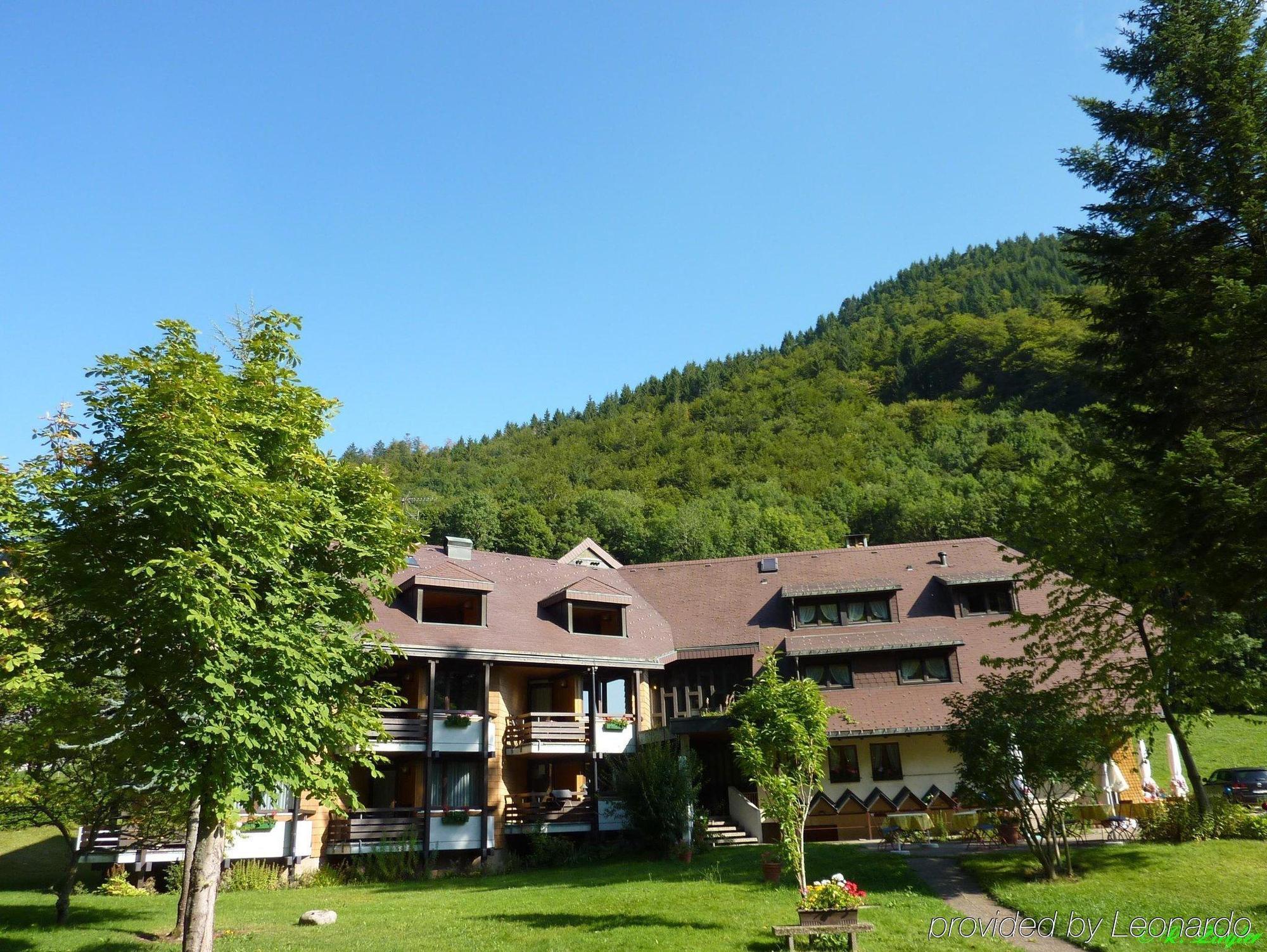 Hotel Lawine Todtnau Bagian luar foto